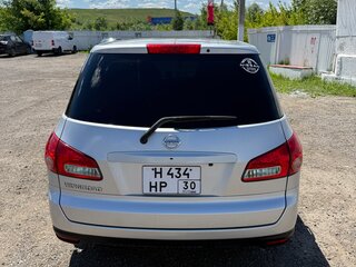 2011 Nissan Wingroad III (Y12), серебристый, 900000 рублей, вид 4