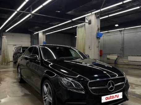 2020 Mercedes-Benz E-Класс 200 V (W213, S213, C238), чёрный, 3250000 рублей, вид 1
