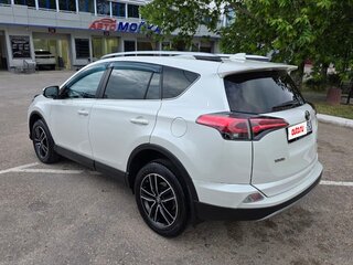 2017 Toyota RAV4 IV (XA40) Рестайлинг, белый, 2350000 рублей, вид 5