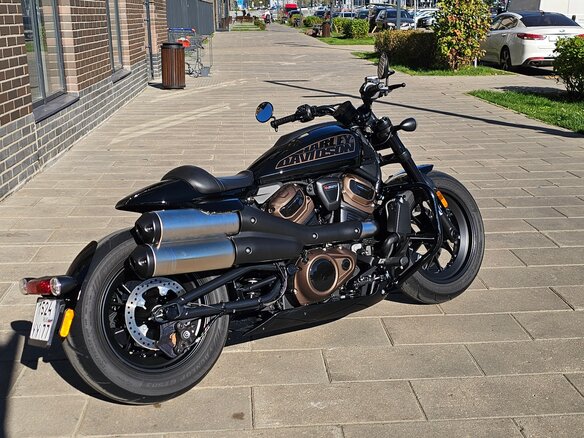2021 Harley-Davidson Sportster S, чёрный, 1600000 рублей - вид 2