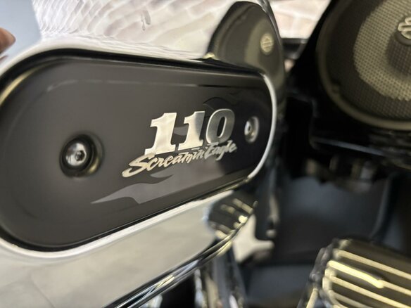 2011 Harley-Davidson CVO Street Glide, чёрный, 1211000 рублей - вид 17