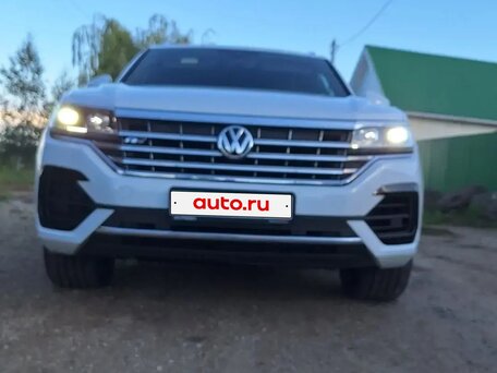 2019 Volkswagen Touareg III, белый, 6500000 рублей, вид 1