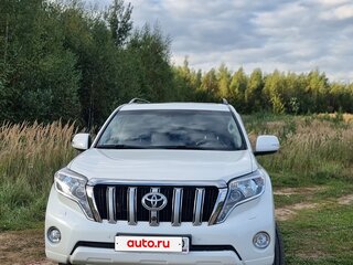 2015 Toyota Land Cruiser Prado 150 Series Рестайлинг 1, белый, 3850000 рублей, вид 3