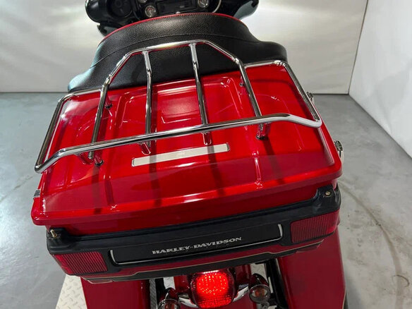 2010 Harley-Davidson Electra Glide, пурпурный, 1200000 рублей - вид 3