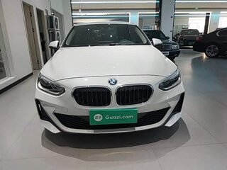 2022 BMW 1 серии 120i III (F52) Рестайлинг, белый, 1580000 рублей, вид 2