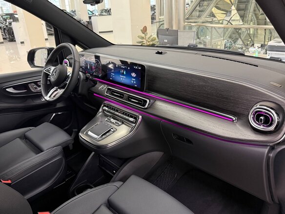 2026 Mercedes-Benz V-Класс 300 d экстра длинный III (W447) Рестайлинг 2, чёрный - вид 8