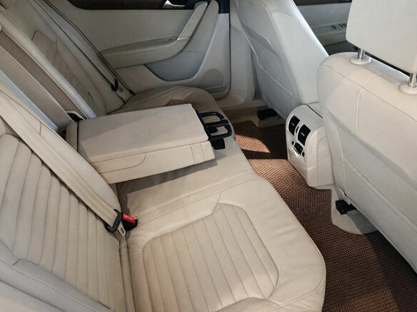 2012 Volkswagen Passat B7, белый - вид 9