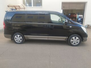 2015 Hyundai Grand Starex I, чёрный, 2300000 рублей, вид 4