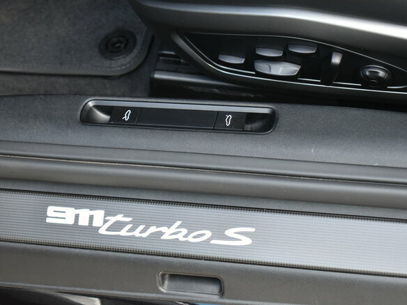 2021 Porsche 911 Turbo S VIII (992), чёрный, 26990000 рублей - вид 22