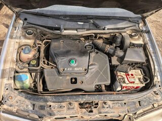 2004 Skoda Octavia I (A4) Рестайлинг, белый, 245000 рублей, вид 4