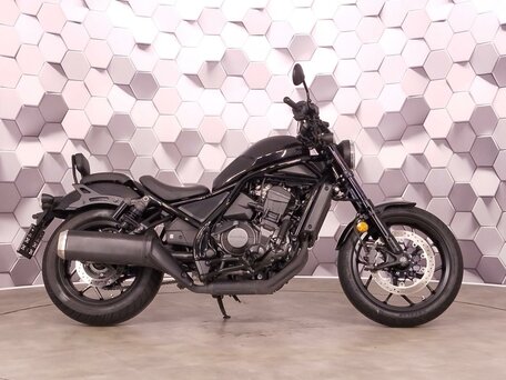 2022 Honda CMX 1100 Rebel, серый, 985000 рублей, вид 3