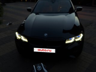 2021 BMW 3 серии 330d xDrive VII (G2x), чёрный, 5900000 рублей, вид 3