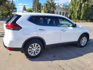 2018 Nissan X-Trail III, белый, 2000000 рублей, вид 3