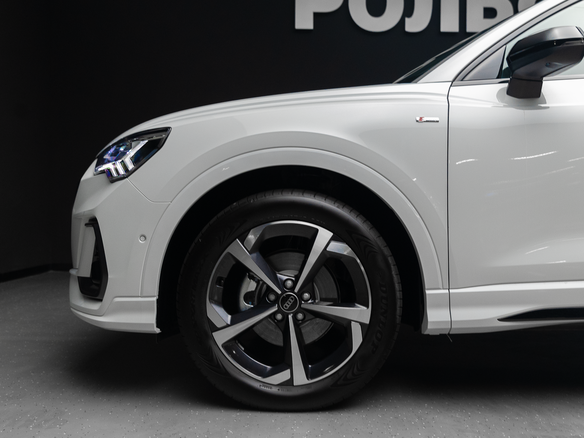 2026 Audi Q3 35 TFSI II (F3), белый, 4050000 рублей - вид 10