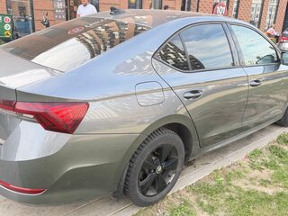2021 Skoda Octavia IV (A8), серый, 2250000 рублей, вид 2