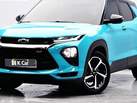 2023 Chevrolet TrailBlazer III, голубой, 1830000 рублей, вид 1