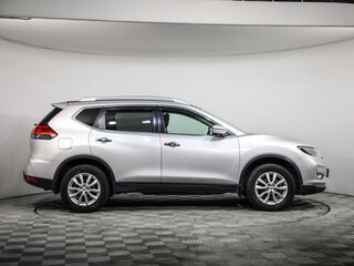 2018 Nissan X-Trail III Рестайлинг, серебристый, 1755777 рублей, вид 4