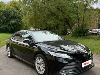 2018 Toyota Camry VIII (XV70), чёрный, 3750000 рублей, вид 4