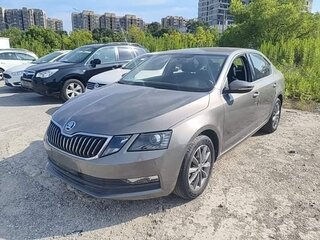 2022 Skoda Octavia III (A7) Рестайлинг, серебристый, 1499999 рублей, вид 1