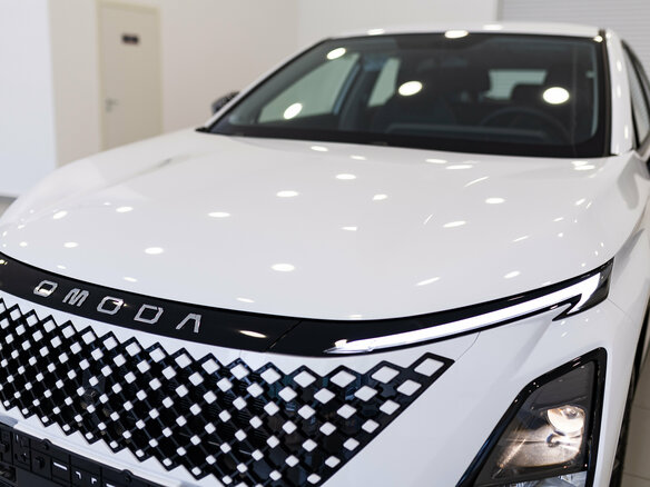 2025 Omoda C5 I Рестайлинг, белый, 2779000 рублей - вид 7