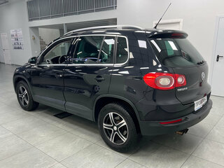 2009 Volkswagen Tiguan I, чёрный, 1530000 рублей, вид 4