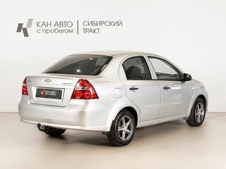 2011 Chevrolet Aveo I Рестайлинг, серебристый, 452500 рублей, вид 3