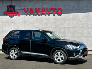 2020 Mitsubishi Outlander III Рестайлинг 3, чёрный, 2550000 рублей, вид 3