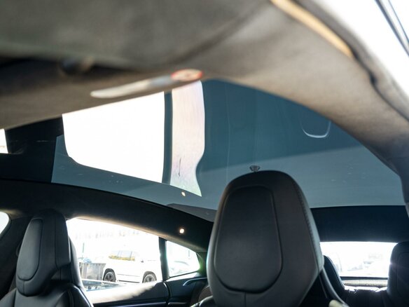 2017 Tesla Model S 75D I Рестайлинг, серый, 3250000 рублей - вид 11