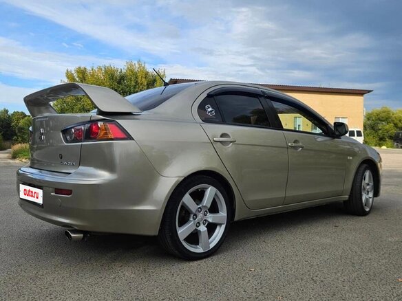 2007 Mitsubishi Lancer X, бежевый, 580000 рублей - вид 9