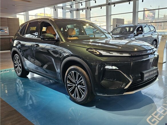 2026 Geely EX5 Гибрид EM-R, зелёный, 3829990 рублей - вид 30