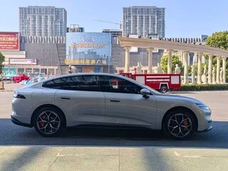 2026 Changan Qiyuan A06 28.39 kWh, серебристый, 2899666 рублей, вид 4