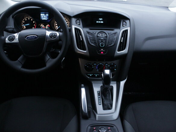 2012 Ford Focus III, белый - вид 6