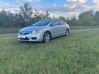 2010 Honda Civic VIII Рестайлинг, серый, 600000 рублей, вид 1