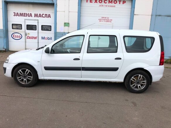 2013 Lada (ВАЗ) Largus I, белый, 370000 рублей - вид 8