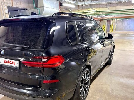 2020 BMW X7 30d I (G07), чёрный, 6470000 рублей, вид 4