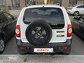 2017 Chevrolet Niva I Рестайлинг, белый, 700000 рублей - вид 2