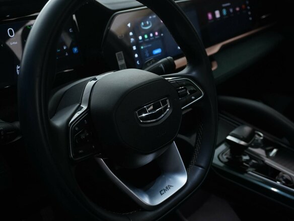 2023 Geely Monjaro I, синий, 2949321 рублей - вид 14