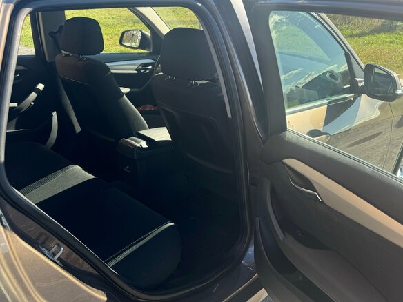 2012 BMW X1 18i I (E84) Рестайлинг, коричневый, 1650000 рублей - вид 8