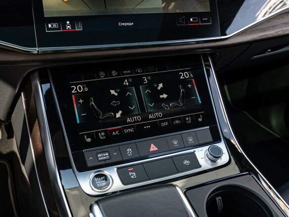 2021 Audi Q8 55 TFSI I (4M), белый, 9750000 рублей - вид 18