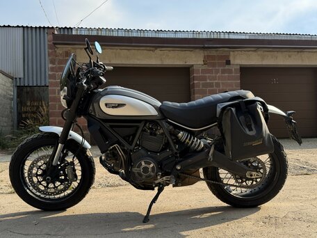 2015 Ducati Scrambler 800, серый, 650000 рублей, вид 1
