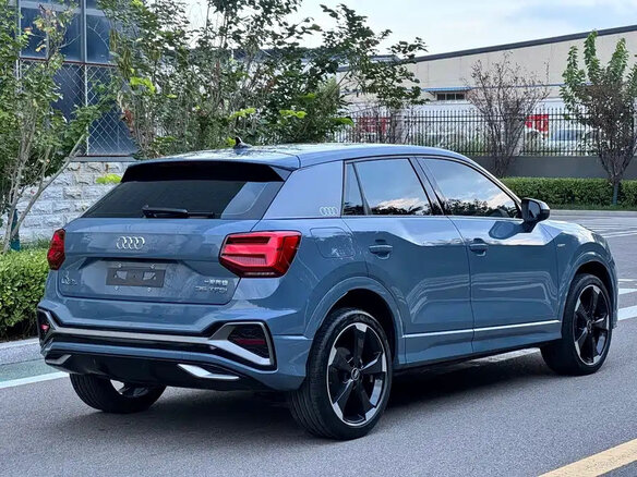 2023 Audi Q2 L 35 TFSI I Рестайлинг, серый, 1590888 рублей - вид 5