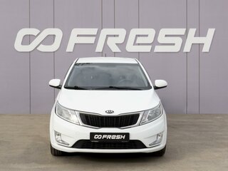 2013 Kia Rio III, белый, 799000 рублей, вид 3