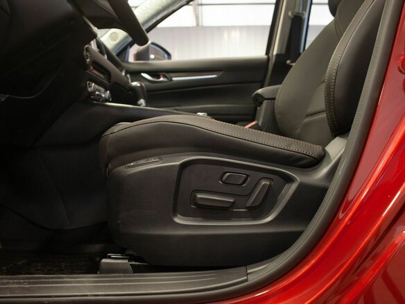 2026 Mazda CX-5 II Рестайлинг, красный, 3950000 рублей - вид 32