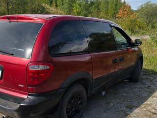 2001 Dodge Caravan 3-speed IV, красный, 230000 рублей, вид 3