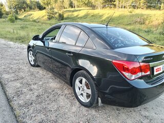 2011 Chevrolet Cruze I, чёрный, 600000 рублей, вид 4
