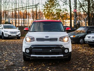 2018 Kia Soul II Рестайлинг, белый, 1450000 рублей, вид 3