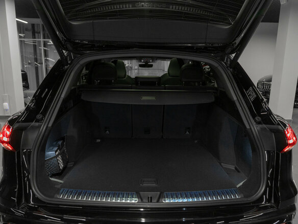 2026 Audi Q5 L III (GU), чёрный, 6350000 рублей - вид 24
