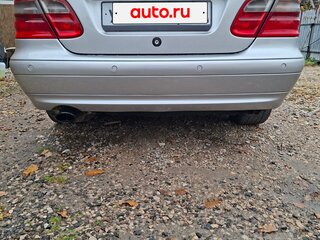 2000 Mercedes-Benz CLK-Класс 200 I (W208) Рестайлинг, серебристый, 1380000 рублей, вид 2