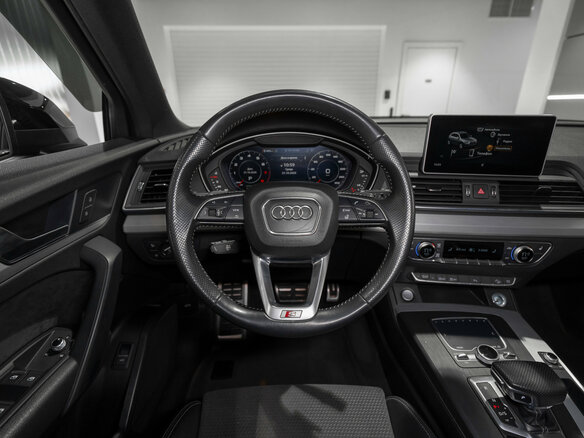2020 Audi Q5 II (FY), чёрный, 3075000 рублей - вид 9