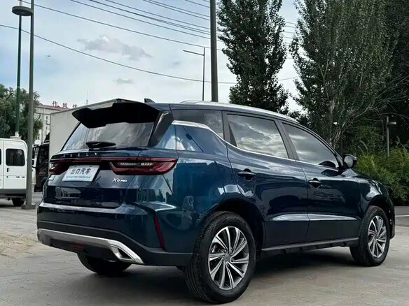 2022 Geely Vision X6 Pro, синий, 1347000 рублей - вид 5